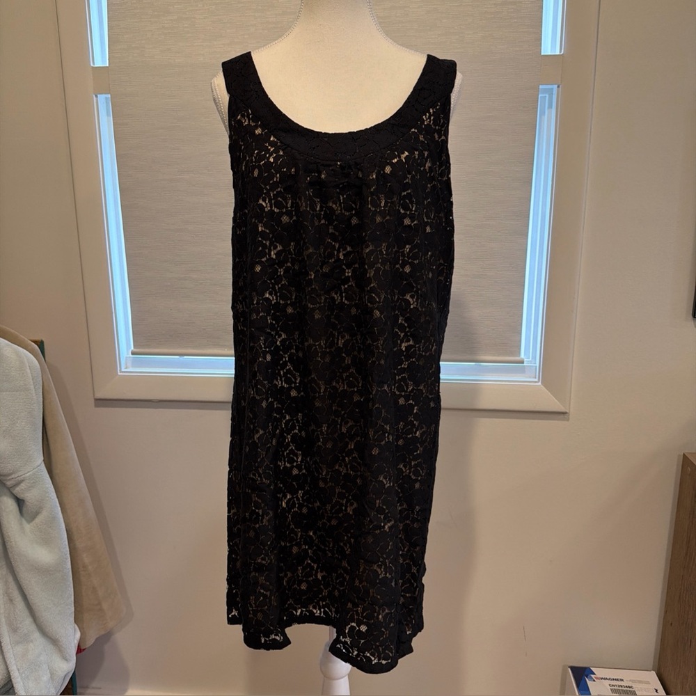 Karen Kane Sleeveless Black Lace Dress M